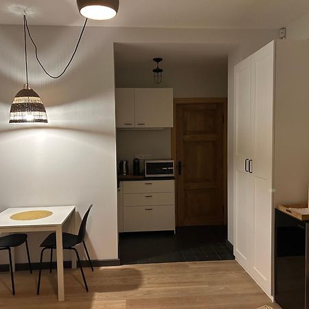 Sisters Beach Apartments リエパーヤ エクステリア 写真