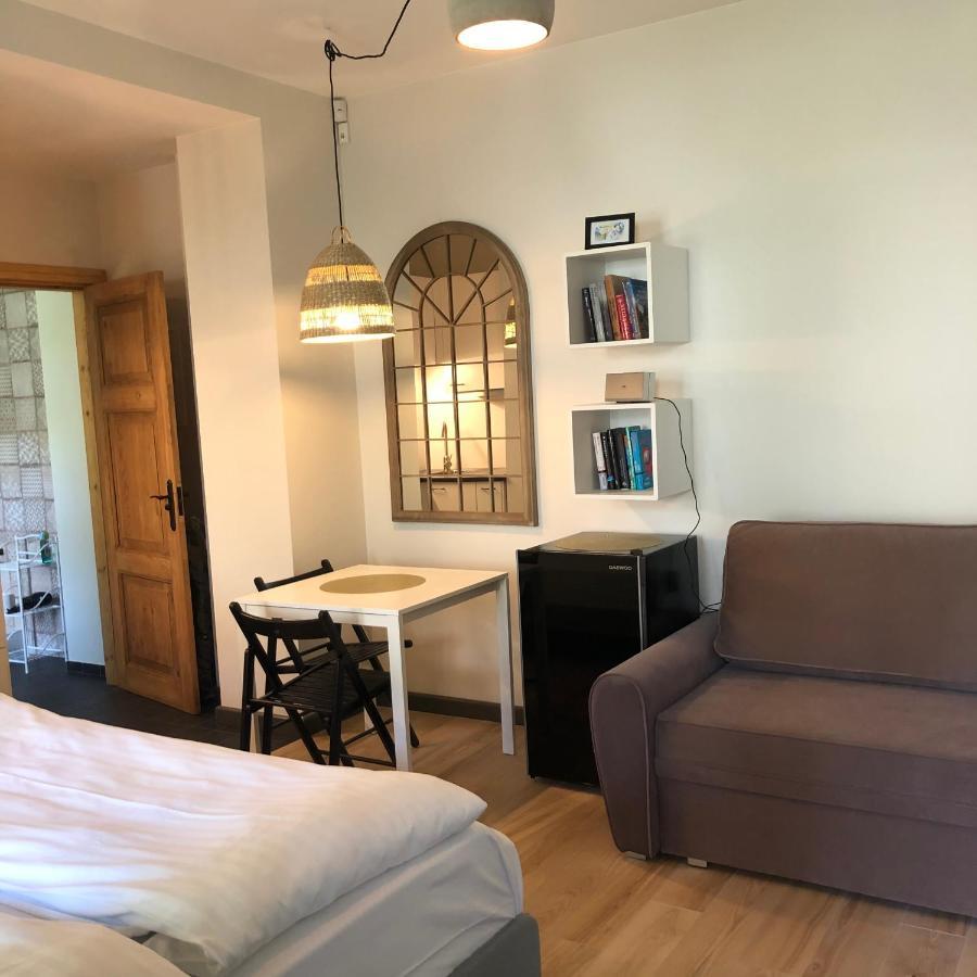Sisters Beach Apartments リエパーヤ エクステリア 写真